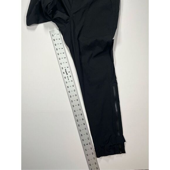 NWT Athleta Trekkie Belted Pant Ankle Zip Ripstop Travel UPF Black Pant Size 8 - Picture 9 of 16